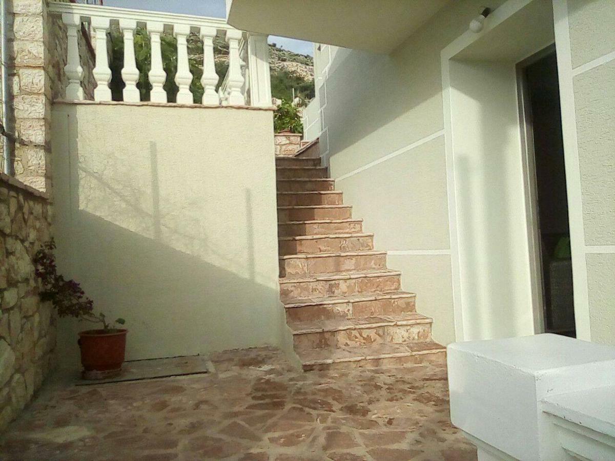 Villa Alimema Sarande Exterior photo